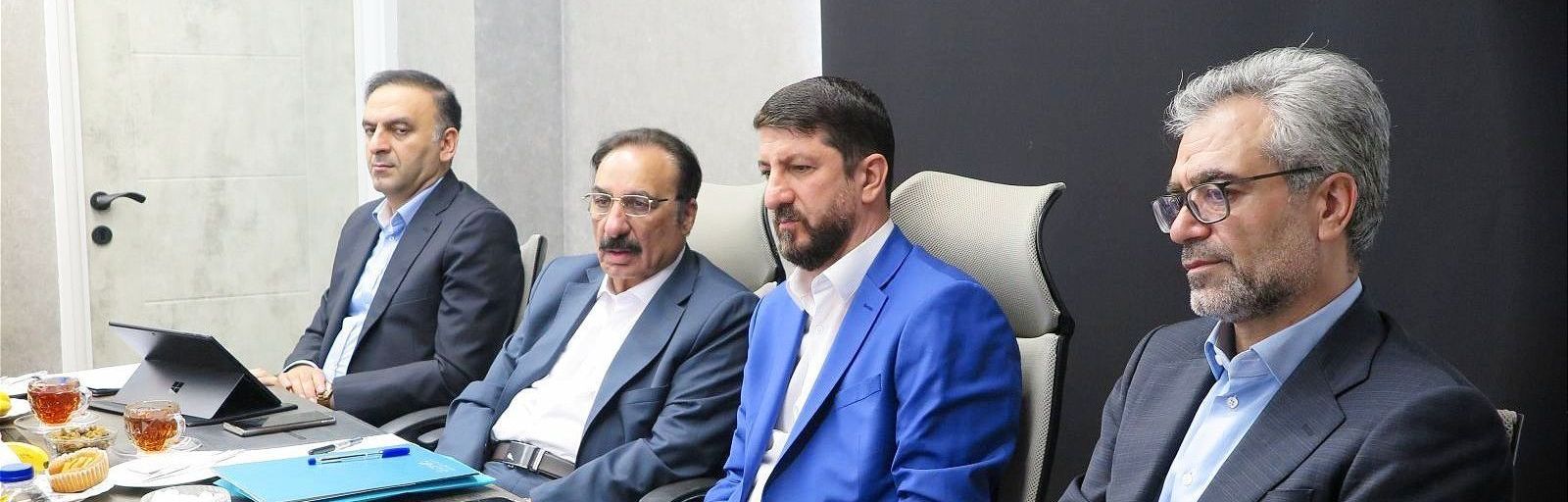 برگزاری مجمع عمومی عادی سالیانه گروه آتیه‌سازان دی